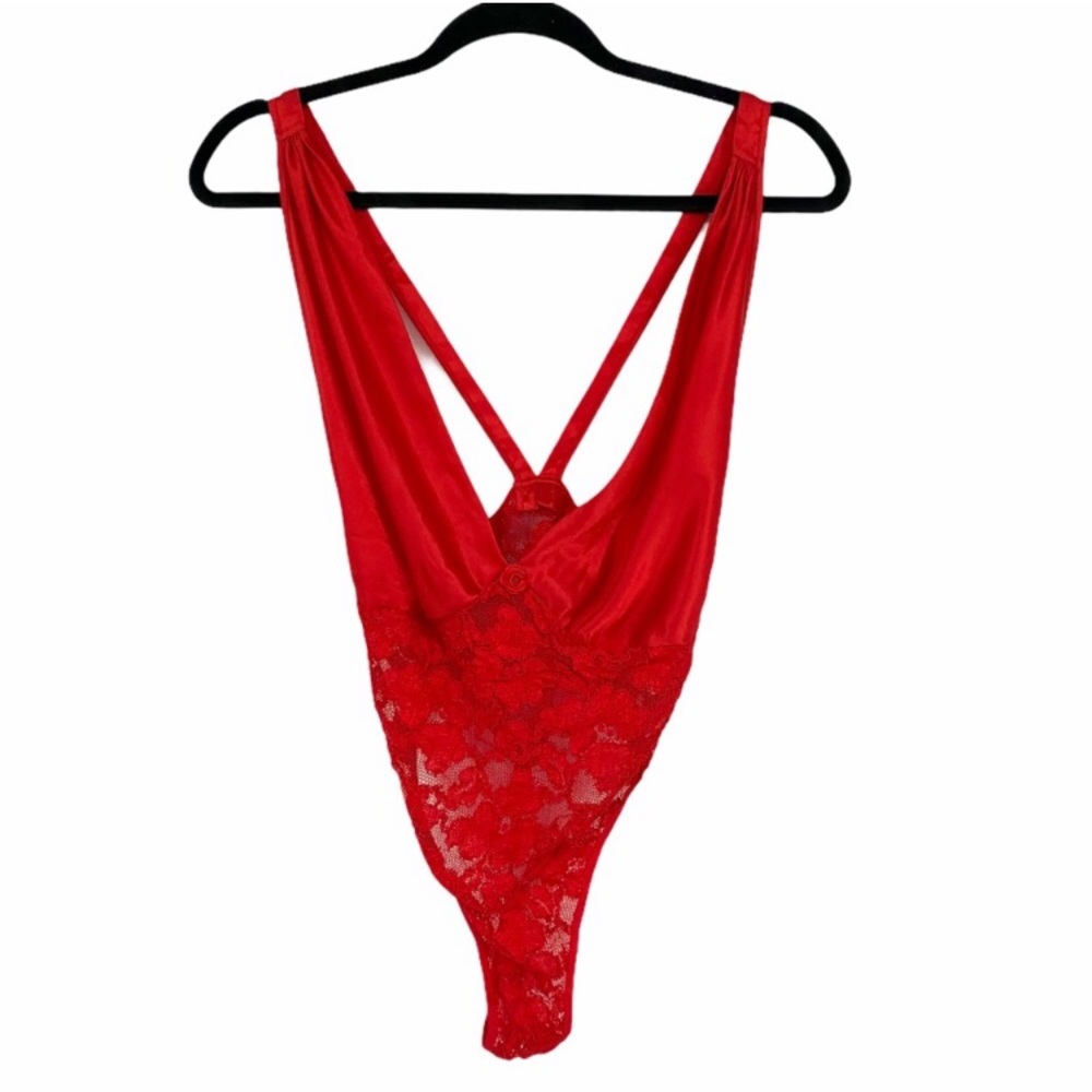 Vintage 1970’s Victoria's Secret Gold Label Valentine Red Lace Bodysuit